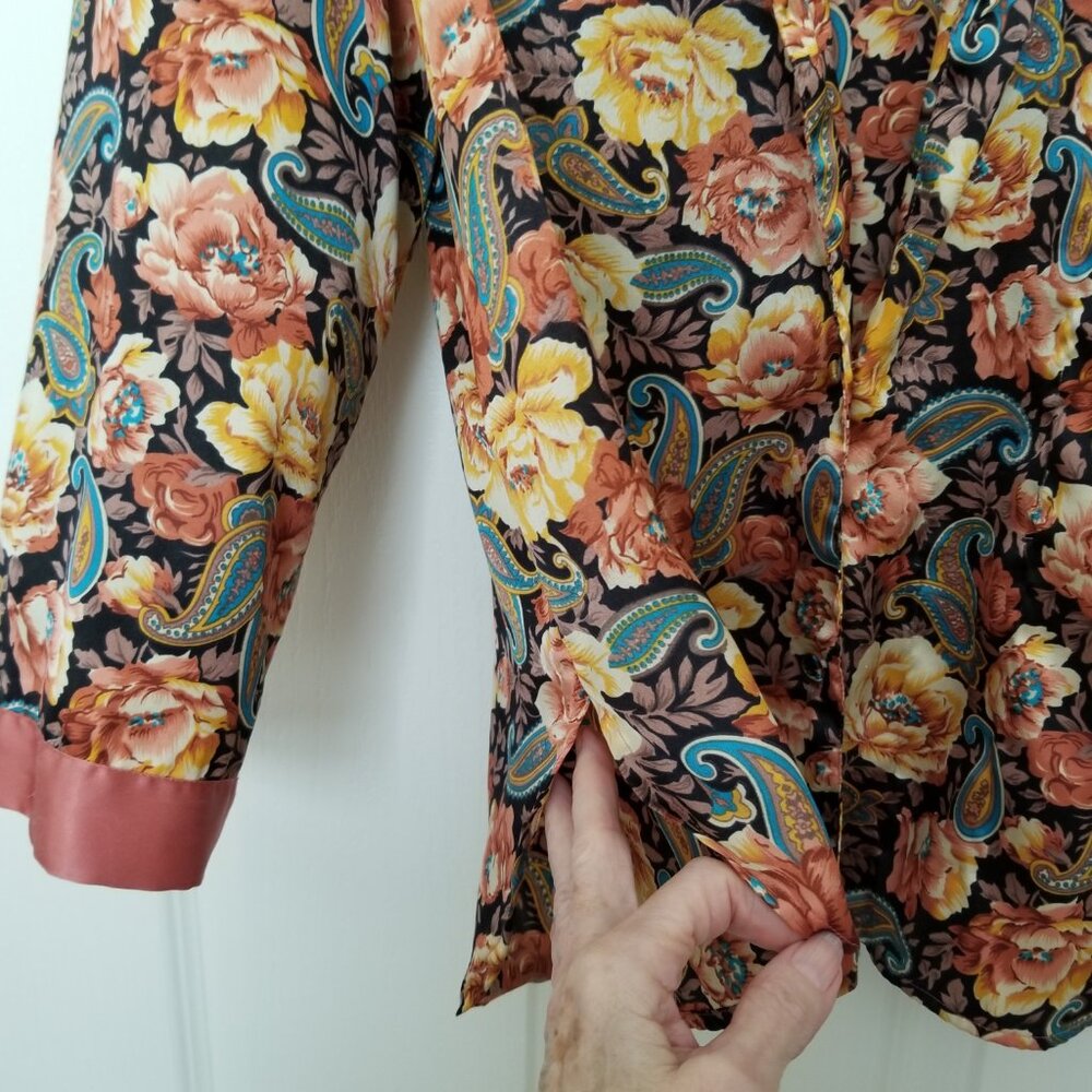 Victoria's Secret Silky Long-Sleeve Robe Lingerie Pajama Top w/Collar & V-Neck - Picture 6 of 11